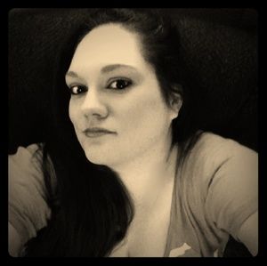 Meet your Posher, Alisha